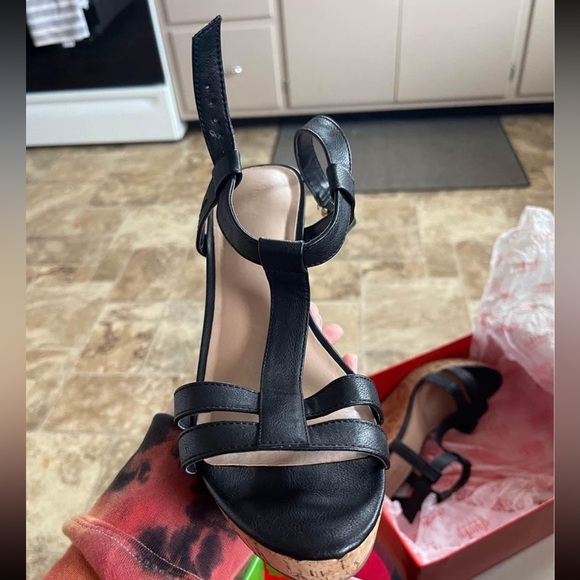 Wedges - Picture 1 of 4
